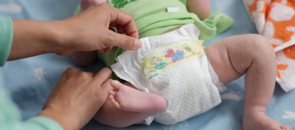 co zrobic zeby pampers nie przeciekał