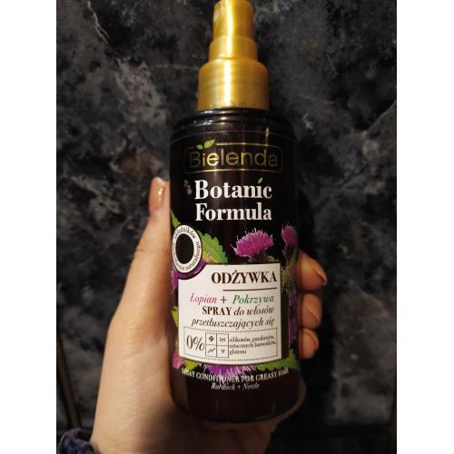 odżywka do włosów w sprayu z serii botanic formula