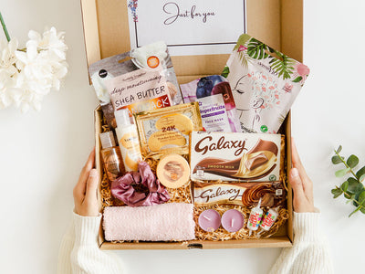pamper gift boxes for her