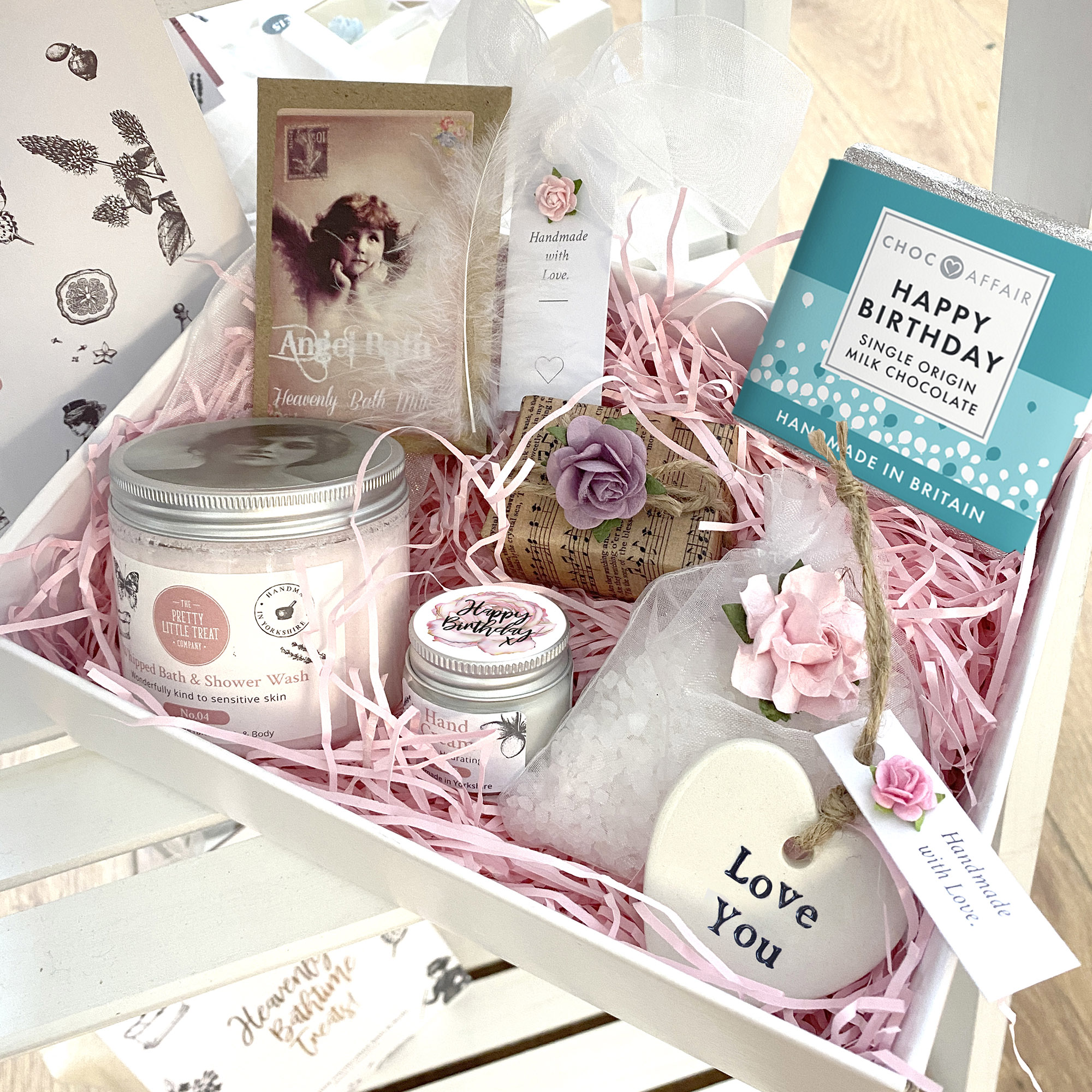 pamper gift boxes for her