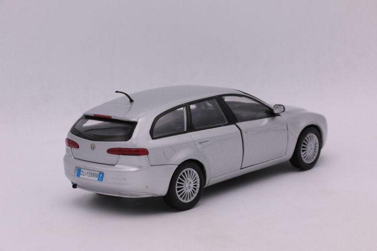 alfa romeo 159 pampers