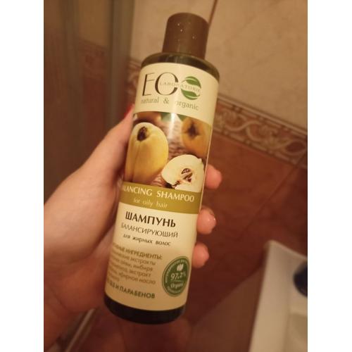 ecolab szampon do włosów przetłuszczających sie i suchych na koncach