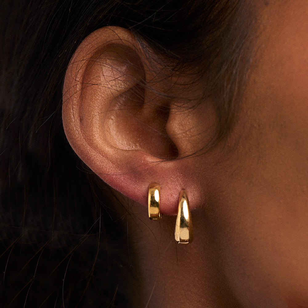 huggie earrings gold uk