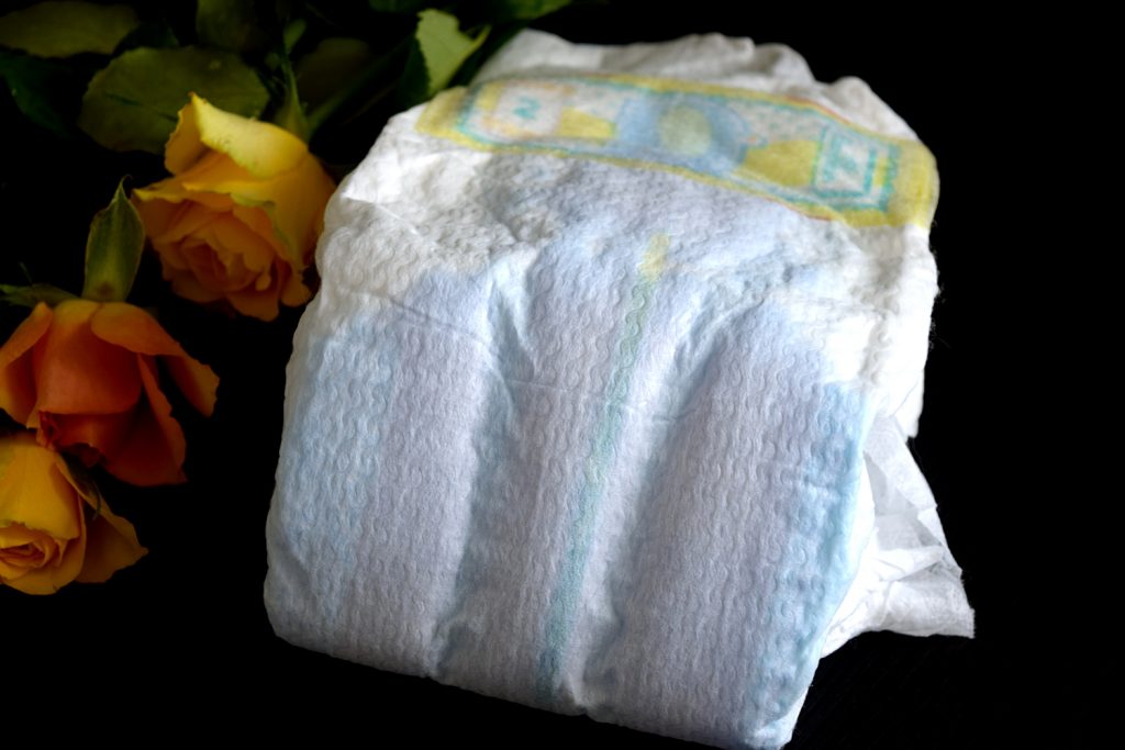 pampers pasek zmiana koloru