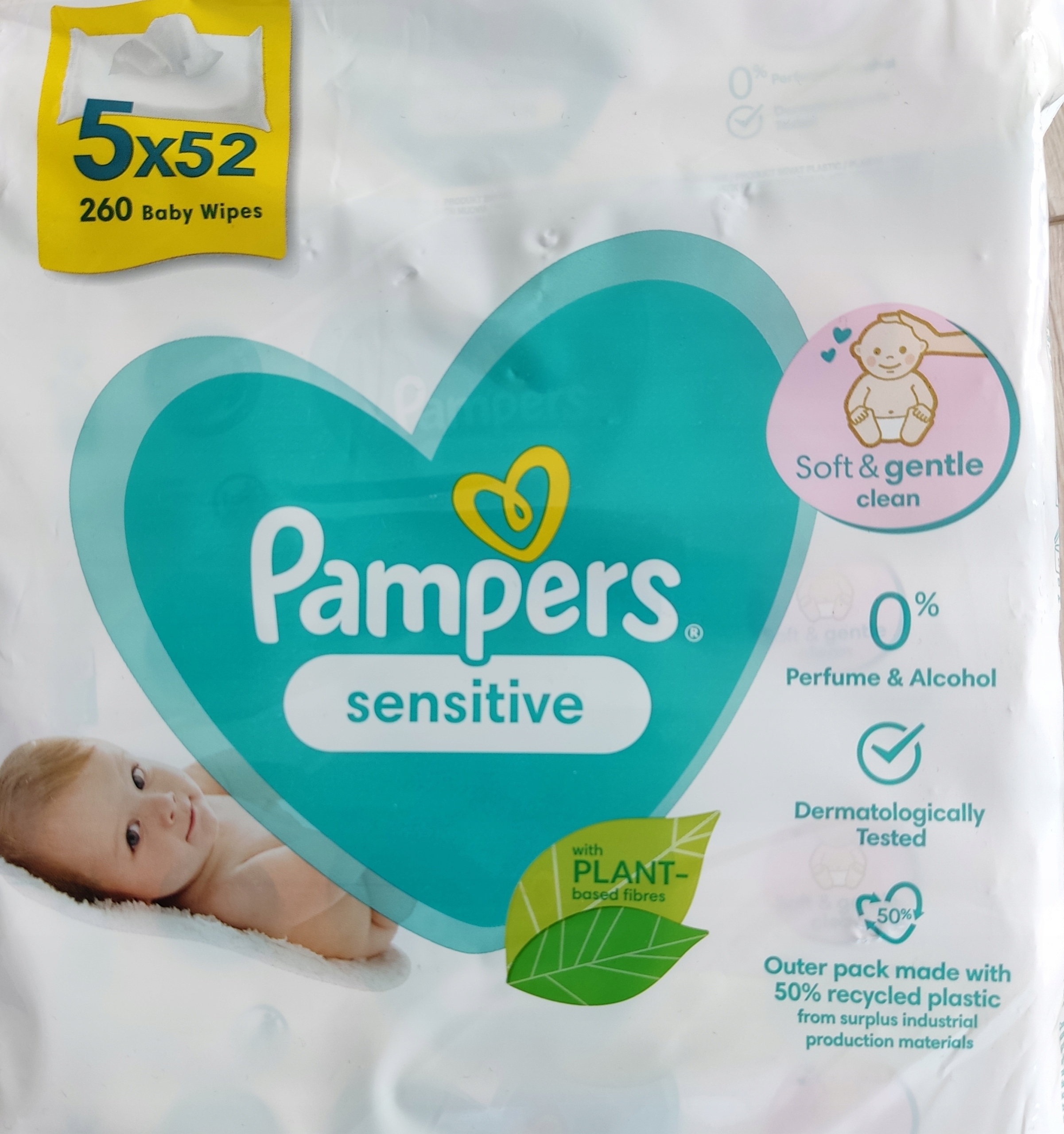 pampers sensitive fragrance free skład