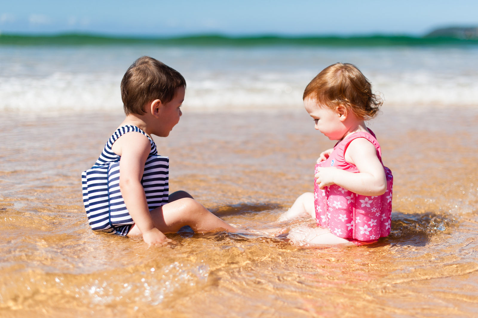 pieluchy na plażę dla niemowląt ochrona przed piaskiem